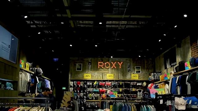 QUIKSILVER - оформление вывесок