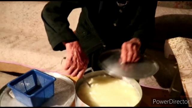 Կովերը կթեցինք, պանիրը սարքեցինք,կակաոն էլ խմեցինք домашний сыр и домашнее какао Шамшадин Շամշադին смотреть онлайн