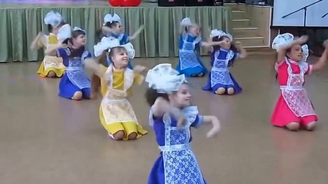 Танец Мы маленькие дети Астана смотреть онлайн