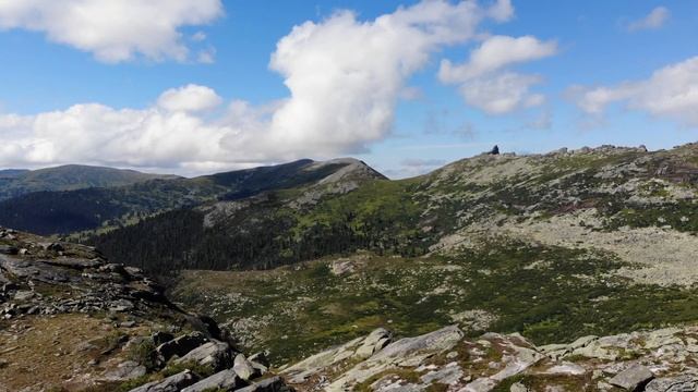 Саяны. Ергаки. Висящий камень. Радужное озеро смотреть онлайн