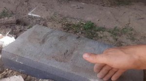 Полимерно песчаная плитка  спустя 5 лет поплыла. Исправляю данный косяк. Отвечаю на ваши вопросы.