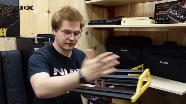 Nux Bumblebee Aluminium pedalboard смотреть онлайн