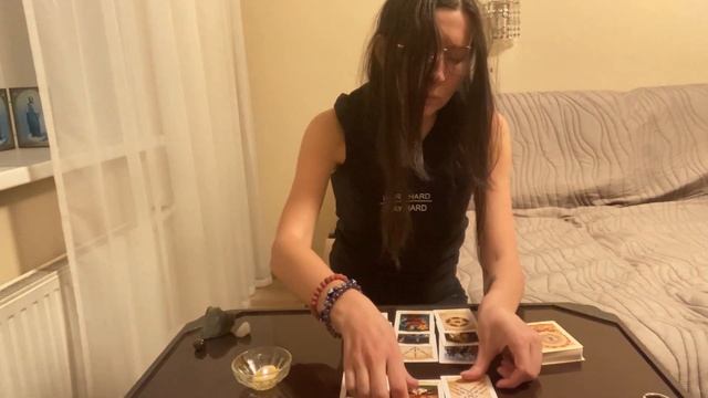 Что тебе мешает выйти замуж? Таро разбор смотреть онлайн