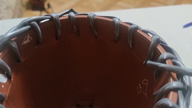 Получилось! Теперь у меня есть свое кашпо из ротанга. смотреть онлайн