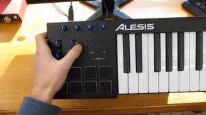 Alesis V25 MIDI Keyboard Controller Review
