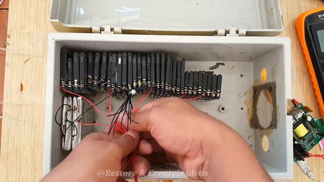 Restoration destroyed Battery | Restore & Creative Crap Batter to Power Bank 220v смотреть онлайн