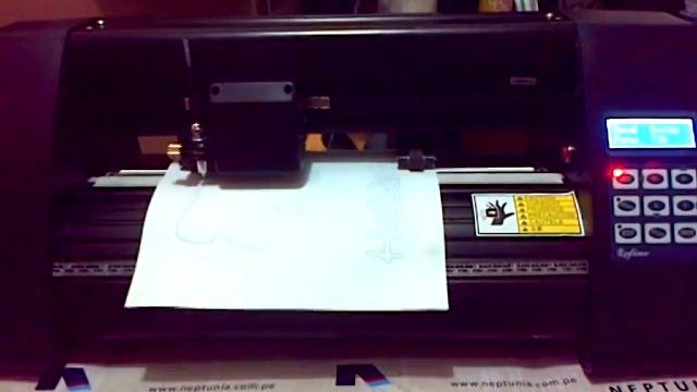 Plotter REFINE EH-361 смотреть онлайн
