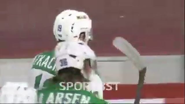 Салават Юлаев забивает большинстве автомобилисту смотреть онлайн