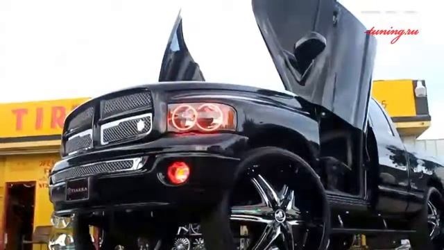 Тюнинг эмблемы, решетки радиатора, сетки в бампера и хромированные пластины. смотреть онлайн
