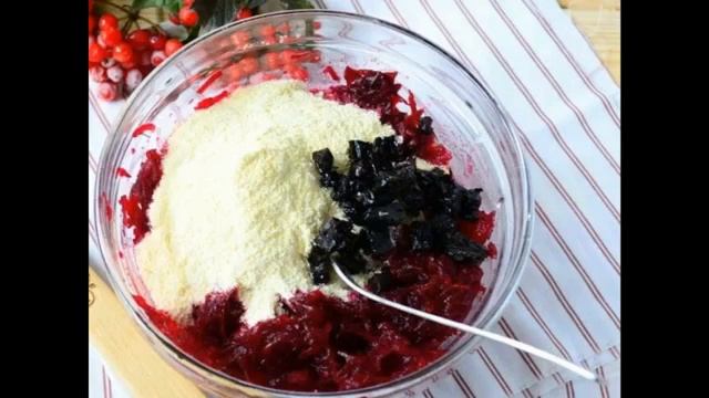 Свекольный пирог. Просто находка для сладкоежек - вкусно и безумно полезно) смотреть онлайн