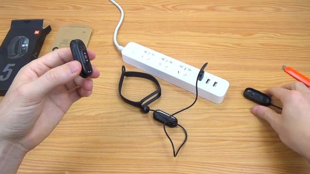 ПОДХОДИТ ли ЗАРЯДКА и РЕМЕШОК Mi BAND 4 для XIAOMI Mi BAND 5 смотреть онлайн