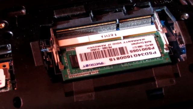 Как установить и снять оперативную память в ноутбуке смотреть онлайн