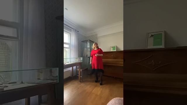 #поэзия #лирика #стихи #поэт #автор Дом-музей Марины Цветаевой в Болшево. Читает автор Салимова Аля смотреть онлайн