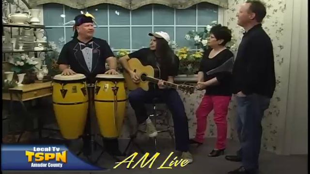 Acoustic Conga Music Chuck Boro and Keith Orman on AM Live TSPN TV 3-1-13 смотреть онлайн