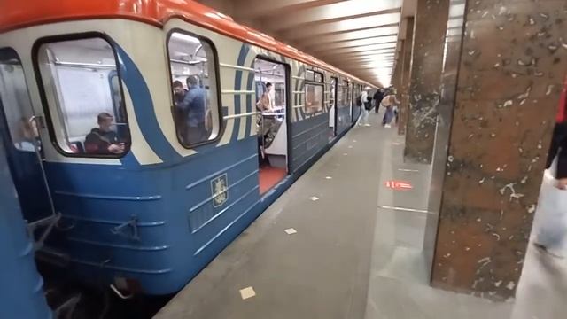 Электропоезд 81-717.5 На Станций Речной Вокзал //5 Сентября 2021 смотреть онлайн