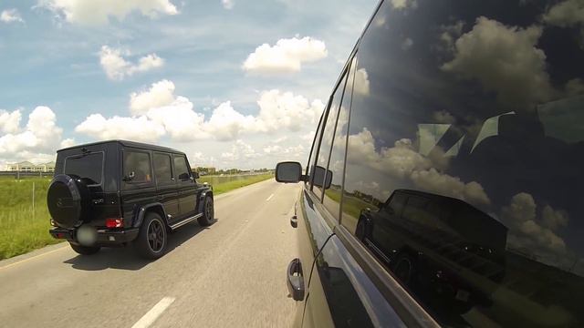 700HP 2013 Mercedes-Benz G63 AMG BiTurbo vs 2012 Range Rover Sport Supercharged смотреть онлайн