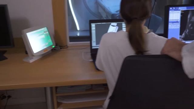 Fujitsu CELSIUS H970 : Rendre la Réalité Virtuelle accessible ! смотреть онлайн