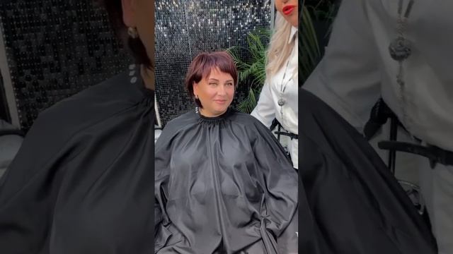 Короткая Каскадная стрижка для полного лица/Short Cascading haircut for a full face #модаикрасота смотреть онлайн