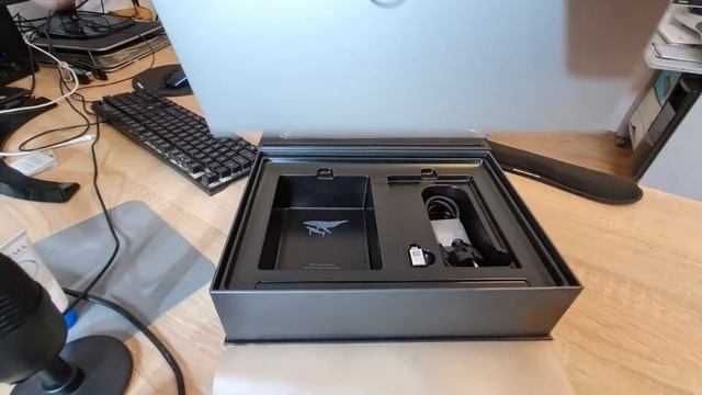 Unboxing Ultrabook DELL 13.4 XPS 13 Touchscreen laptop смотреть онлайн