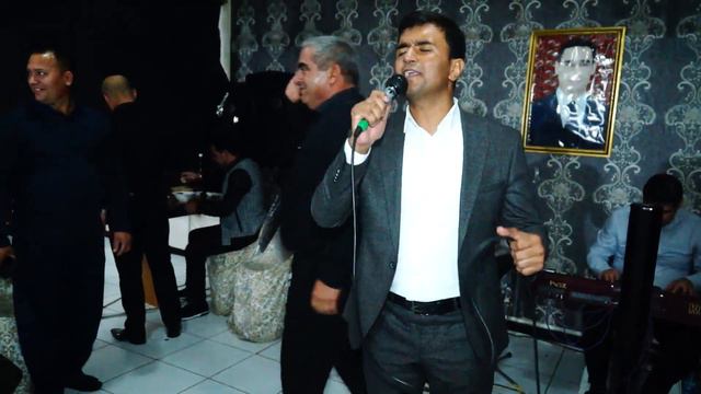 Yhlas Esenmyradow Patşahym saba artykow halypañ aydymyndan bir bolek смотреть онлайн