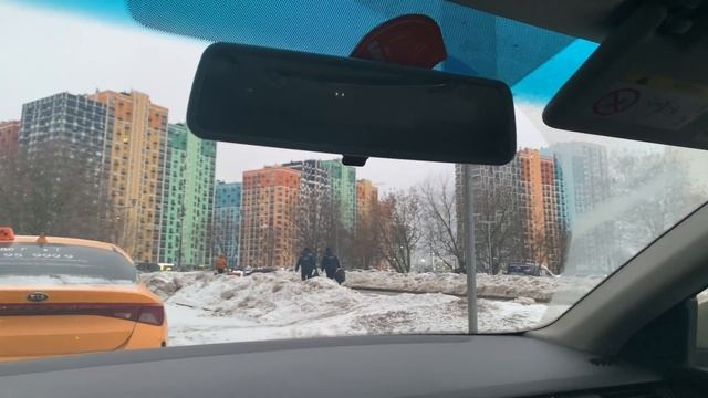 Истеричная пассажирка в такси смотреть онлайн