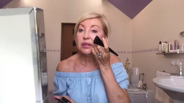 Лифтинг макияж для «взрослой» девушки. смотреть онлайн