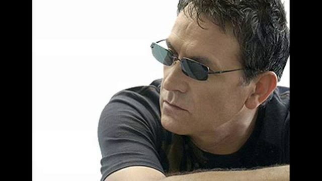 George Dalaras - Giorgos Ntalaras - Pame Gi Allow смотреть онлайн