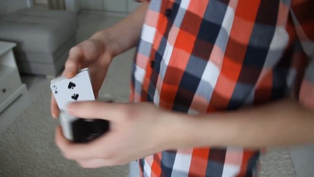Американская тасовка riffle shuffle (обучение ) смотреть онлайн
