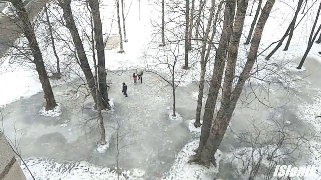 😊✨💥День весеннего равноденствия - 20.03.2021😊А у нас под окнами каток!😊Санкт Петербург😊😊😊✨ смотреть онлайн