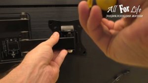 Как повесить телевизор на стену / Поворотно-наклонный кронштейн