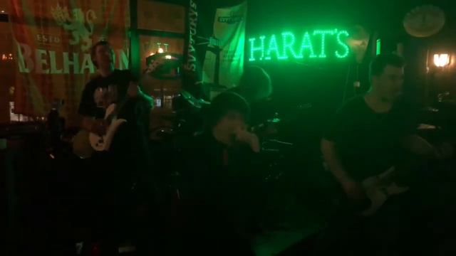 Нити Кукловода - Ты никому не нужна (НАШ Gig! 03/03/18 в Harat`s Pub Хабаровск) смотреть онлайн