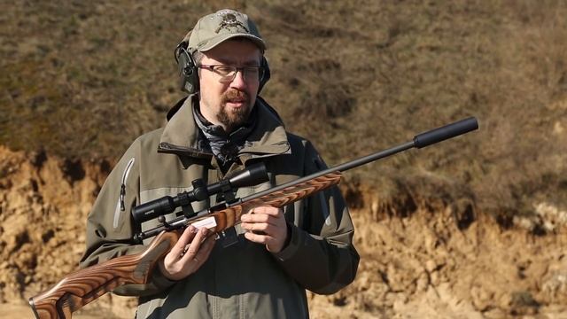 Великі можливості малих калібрів: 22 LR, 22 WMR, 17 HMR. Збройова Школа №104 смотреть онлайн