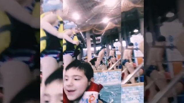 Аквапарк Ульяновск Улёт Вадим плавает в очках под водой смотреть онлайн