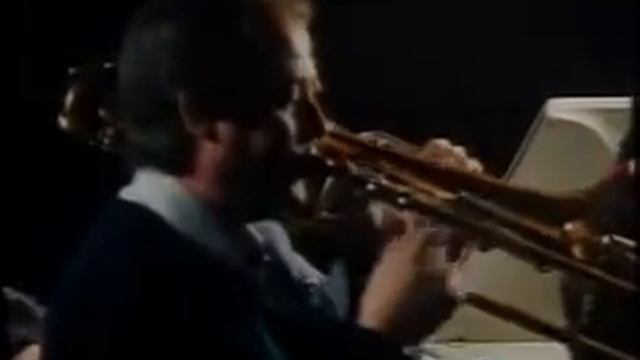 "FUNNY FEATHERS": WEATHERBIRD JAZZ BAND смотреть онлайн