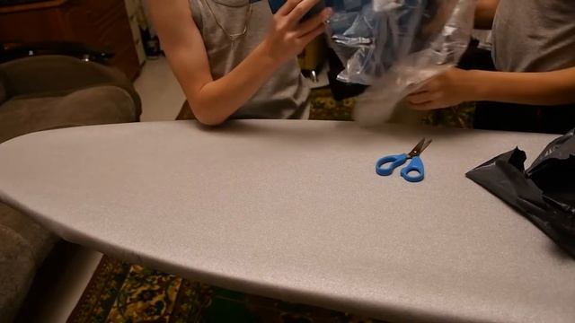 Распаковка посылок из Китая. Меч из Майнкрафта. смотреть онлайн