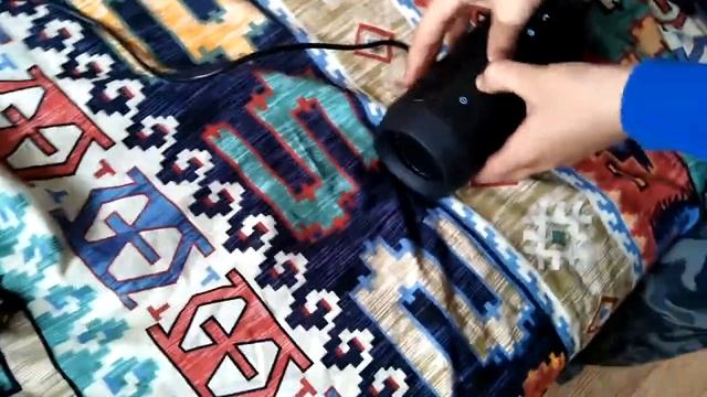 Как включить турбо бас на калонках JBL смотреть онлайн