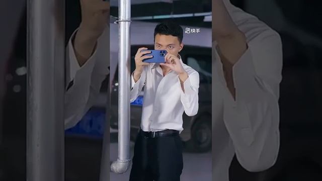 【意外心動】完整版：落魄女明星被心機女灌醉送到老闆床上，不料總裁及時趕到，霸氣出手教訓綠茶！ #古麥嘉禾精選短劇#情緒#愛情 смотреть онлайн