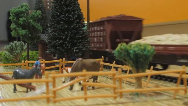 М 62 с грузовым, 1/87 смотреть онлайн