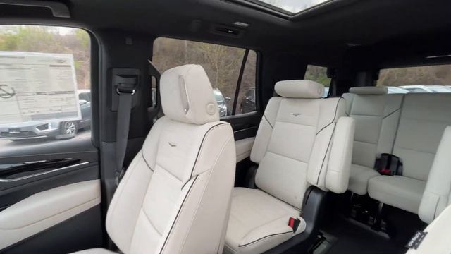 What Escalade build is best for you? Whisper Beige interior / Diesel powertrain & Super Cruise. смотреть онлайн