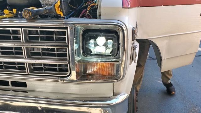 Super Bright LED Headlight with DRL and Turn Signals - Review and Install смотреть онлайн