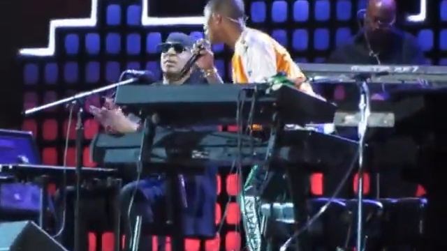 Pharrell Williams/Stevie Wonder complete HAPPY reprise finale to close Global Citizen Festival 2017 смотреть онлайн