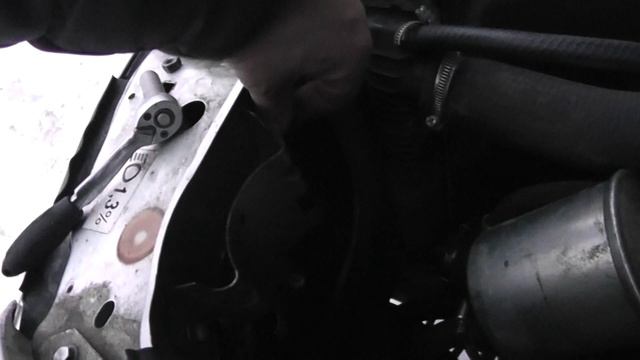 Особенность замены лампочек фар УАЗ Патриот смотреть онлайн