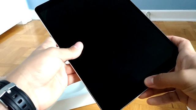 NEW iPad Pro 10.5'' Space Grey Unboxing and First Impressions смотреть онлайн