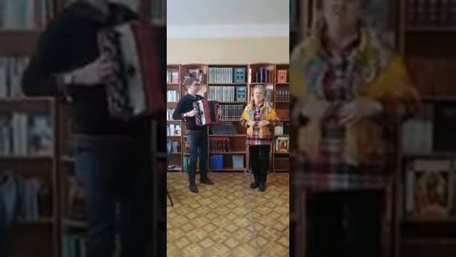Русская народная песня "Семёновна". Исполняет Новичкова Л.А. Аккомпаниатор Алексеев А.В. смотреть онлайн