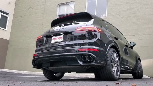 2016 Porsche Cayenne GTS cold start смотреть онлайн