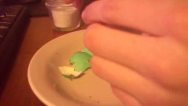 освященное яйцо