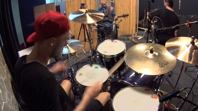 The Re-Stoned - Smoke Sea - Максимилиан Максоцкий смотреть онлайн