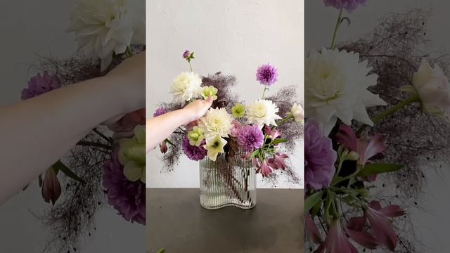 脚丫花瓶的100种插花搭配方案 смотреть онлайн