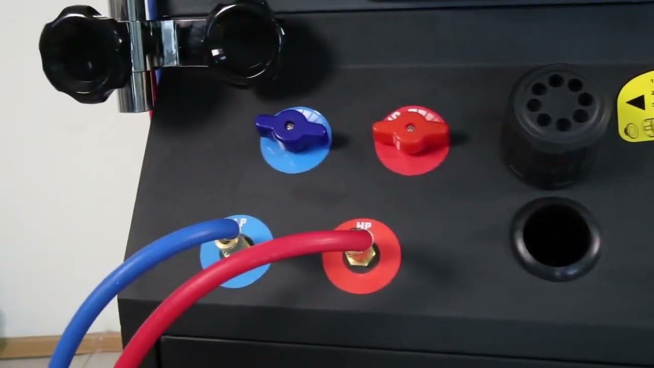 Видеообзор NORDBERG NF15 - полуавтоматическая станция для заправки автомобильных кондиционеров смотреть онлайн