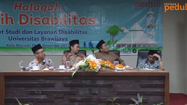 Halaqah Fiqih Disabilitas: Selayang Pandang Fiqih Disabilitas смотреть онлайн